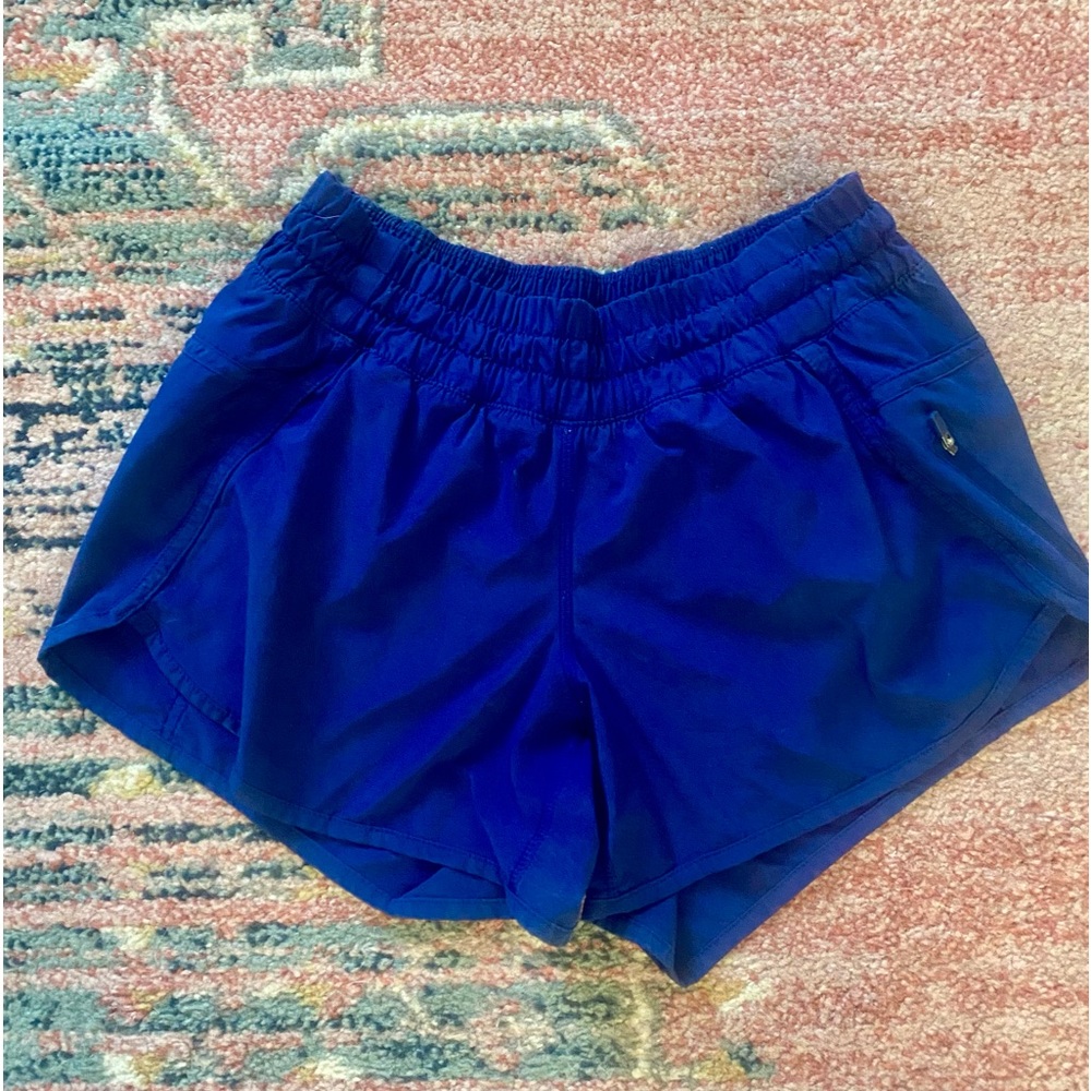 Lululemon tracker shorts size 6
